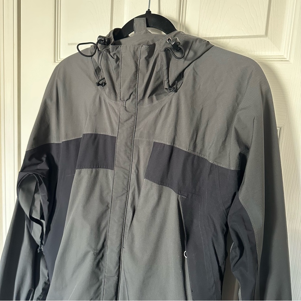 Rei E1 Elements Rain Jacket Shell Mens Small - image 2